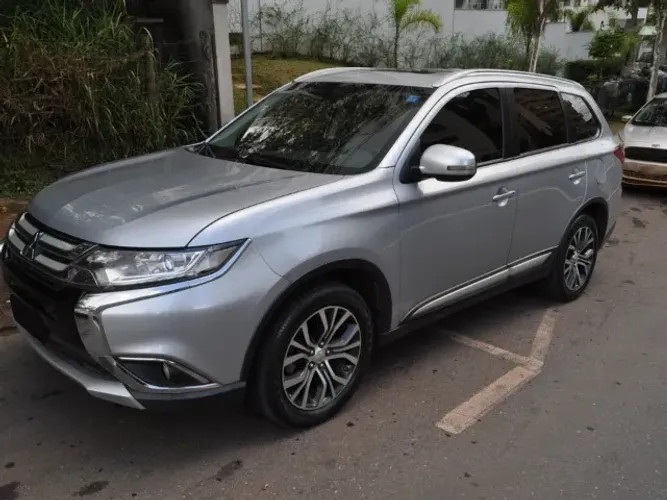 Outlander 2019 Farol Motor Alternador Capo Parachoque Porta Airbag Lanterna Sucata