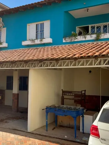 Vendo 03 casas no mesmo terreno Bairro Bandeirantes