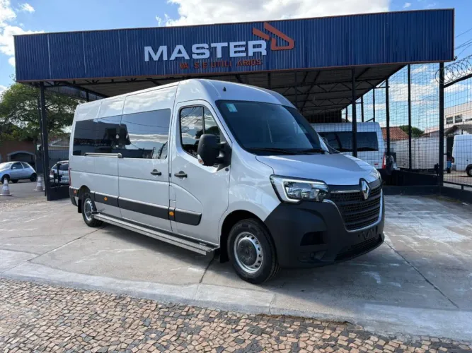 Renault Master 2.3 DCI Executive Longo 16L Dies 2026