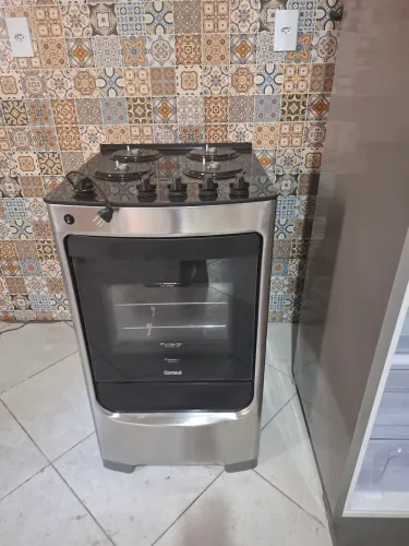 Fogão Cônsul 1 ano de uso
