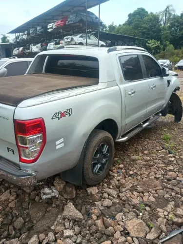 SUCATA PARA RETIRADA DE PEÇAS FORD RANGER 3.2 AUTOMÁTICA 2015