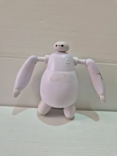 Brinquedo Baymax Big Hero Disney (raro 15cm)