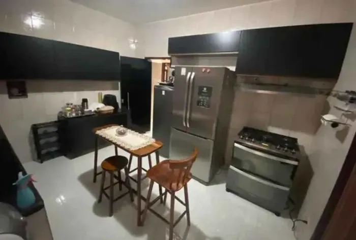 CASA A VENDA NO CENTRO DE ANANINDEUA / KM