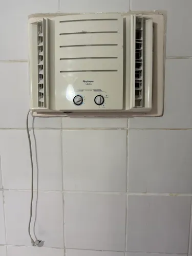 Ar condicionado Midea 7500 btus 220V