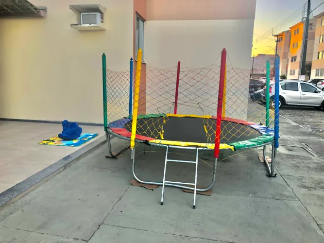 Pula pula 80,00 reais