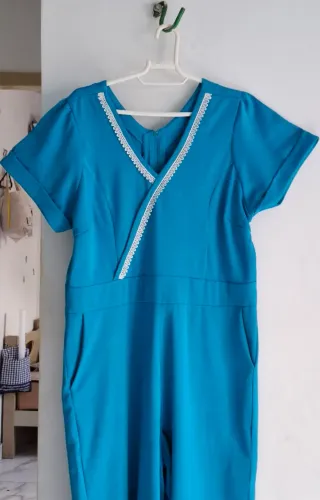 Macacão formal (Azul Claro com renda)