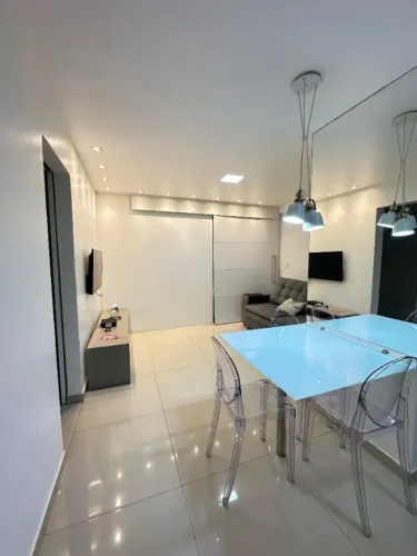 Quarto e sala mobiliado a venda na Jatiuca - 47m² (Fica tudo)