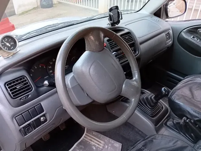 Chevrolet Tracker 2.0 TB Int. Diesel 4X4 4P 2001