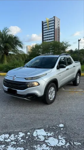 Fiat Toro Freedom 2.0 16V 4X2 TB Diesel Mec. 2017