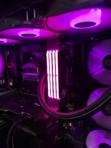 Memória ram corsair vengeance RGB 2x16gb