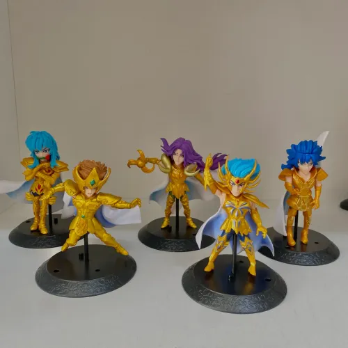Kit 5 Miniaturas Cavaleiros do Zodíaco - Armadura de Ouro