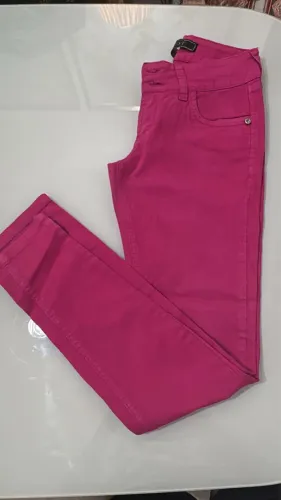 Calça da latest a venda
