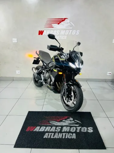 TRIUMPH TIGER 800 SPORT
