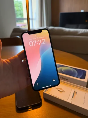 iPhone 12