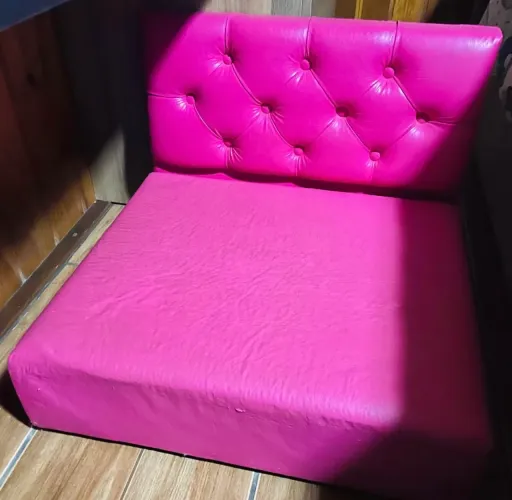 Cama em corino rosa tipo box com encosto P/pet cachorro pequeno ou médio