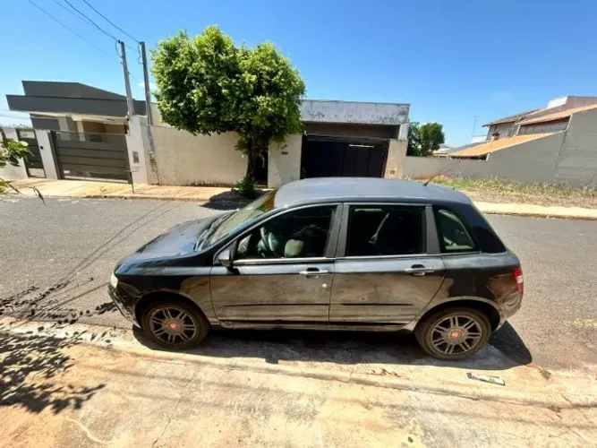 Fiat Stilo 1.8/ 1.8 Connect Flex 8V 5P 2006