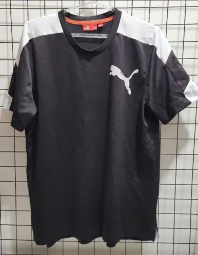 blusa puma em bom estado de conservação observe os detalhes das fotos