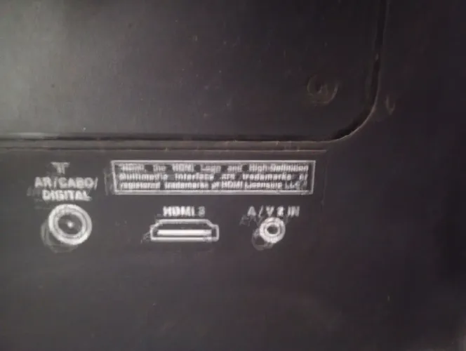 2 Tvs para peças ou concerto