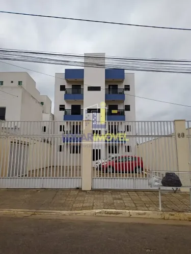 Apartamento mobiliado de 3 quartos sendo 1 suíte para venda, no 3º andar, com sacada no Ca