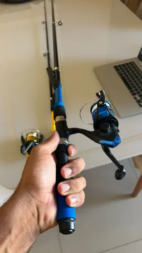 Vara de Pesca 1,8 m com Molinete na cor azul 
