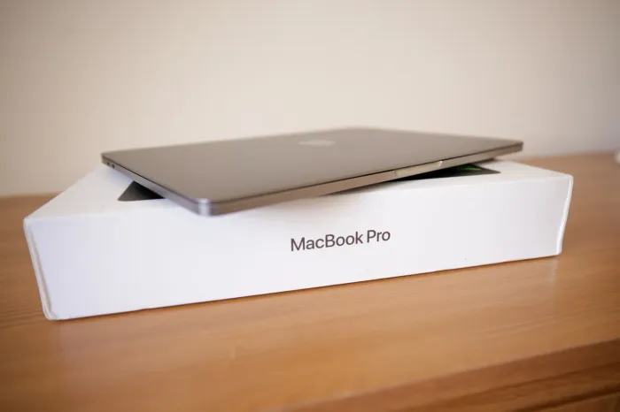 MacBook Pro m1 13 8GB/ 512GB