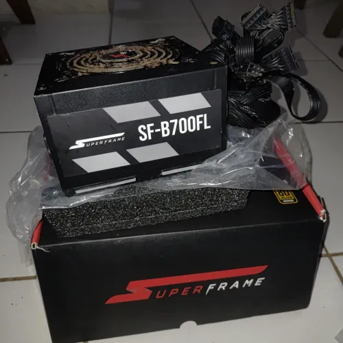 Fonte Gamer Superframe (quebrada)