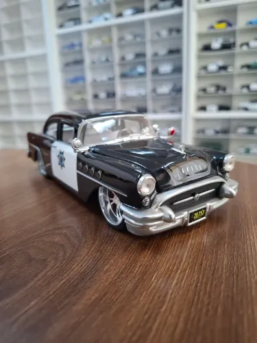 Miniatura Police Maisto 1/24 Buick Century Police 1955