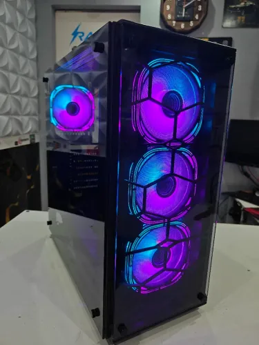 Gabinete gamer redragon 4 fan ARGB 