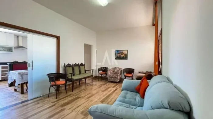 Apartamento à venda, 5 quartos, 1 suíte, Floresta - Belo Horizonte/MG