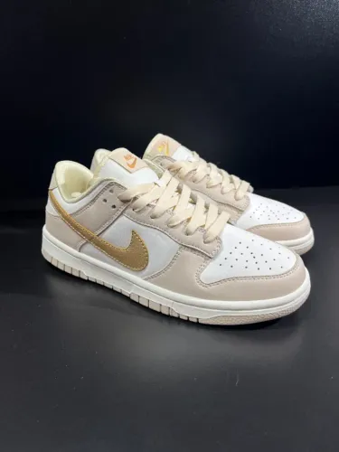 Tenis Nike Dunk Low   38