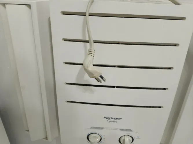 Vendo ar condicionado 10.000 btus