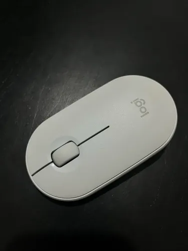 Mouse sem fio Logitech Clique Silencioso, Design Slim Ambidestro, Conexão Bluetooth