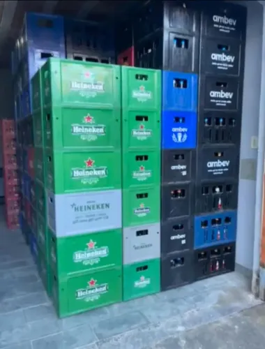 Engradados de Cerveja Heineken e Ambev - Lote Completo