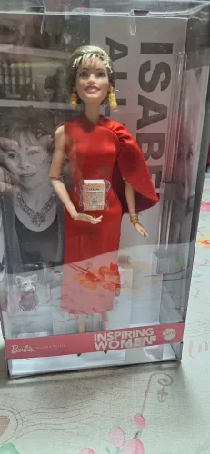Barbie signature Isabel Allende
