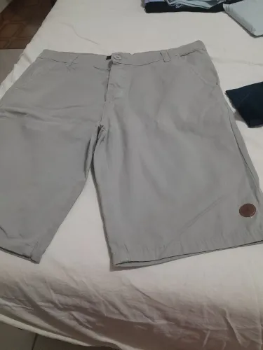 Bermuda masculina reserva 