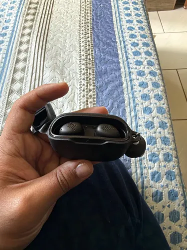 Fones JBL Wave Buds 2 preto