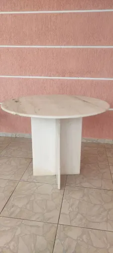 Mesa de Mármore Branco