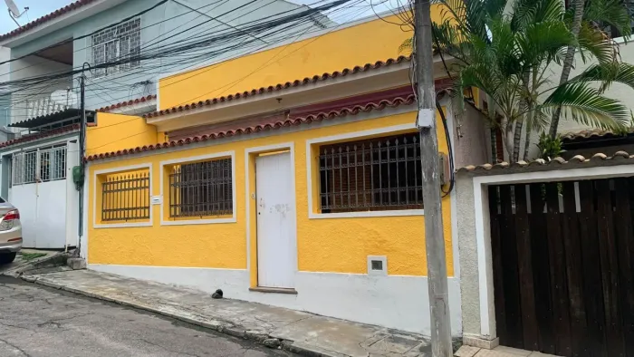 Casa para alugar na Rua João Monteiro, Marechal Hermes, Rio de Janeiro - RJ