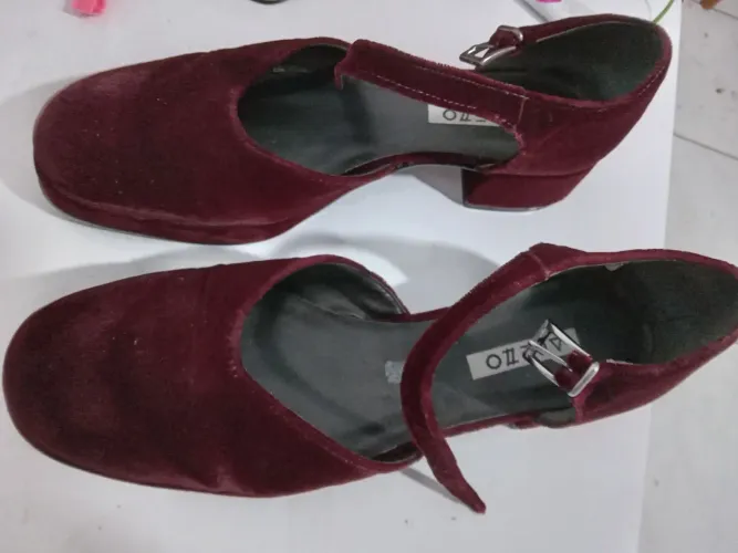 Sapato de luxo de Veludo da Arezzo