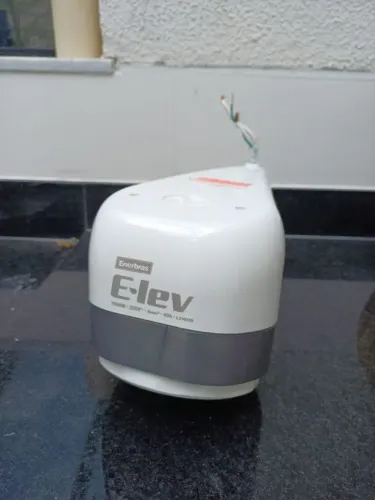 Chuveiro E-Lev Eletrônica 220V/7500W da Enerbras