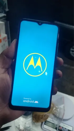 Moto G8 power lite