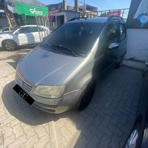 Fiat Idea ELX 1.8 MPI Flex 8V 5P 2010