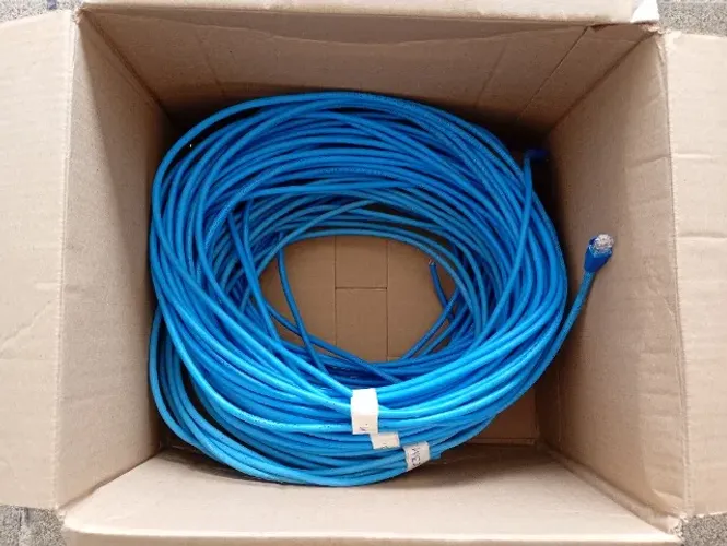 Cabo de Rede Furukawa Soho Plus CAT6 azul usado. 3 rolos de 13m e 3 rolos de 11metros.