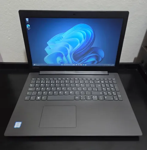 Notebook Lenovo Core i5 de 8° / 8GB Ram / SSD 512GB!