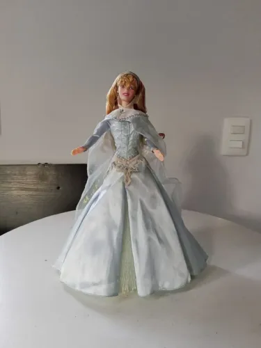Boneca Aurora edição Winter Frost