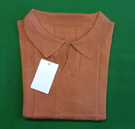 Camisa polo básica marrom