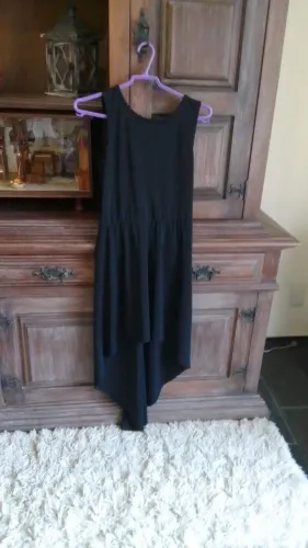 vestido mullet preto de crepe de seda lindo super leve usado 2 vezes com detalhes nas cost