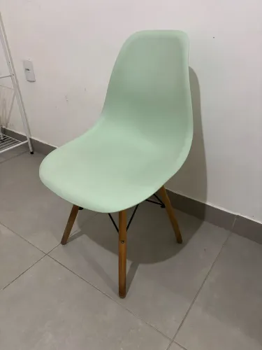 Cadeira boa e bonita