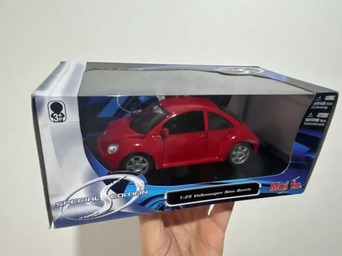 Miniatura New Beatle 1/25 nova 