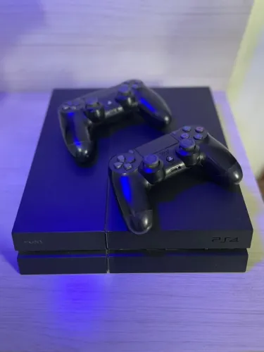 PlayStation 4 / Play 4 / Ps4
